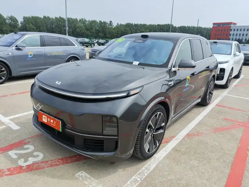 Li Auto Li L8, 2025