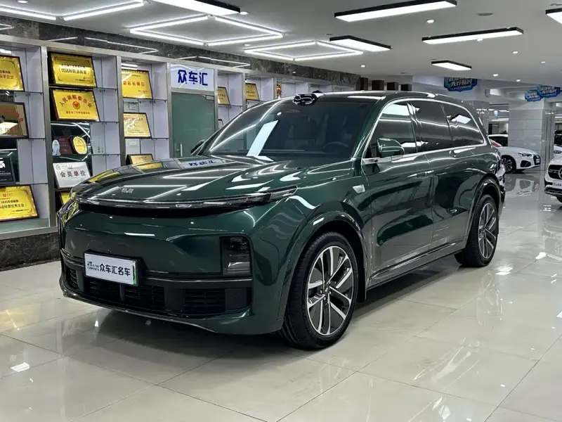 Li Auto Li L9, 2025