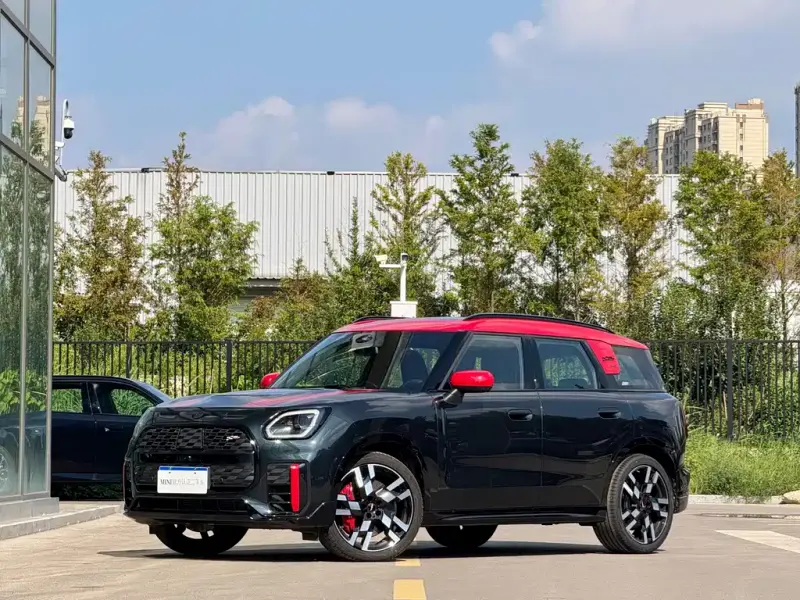 MINI JCW Countryman, 2025
