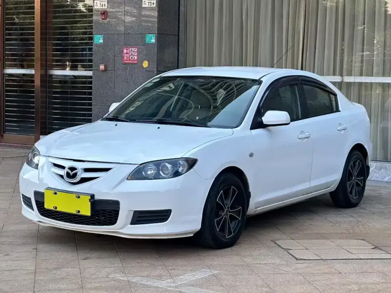 Mazda 3, 2012