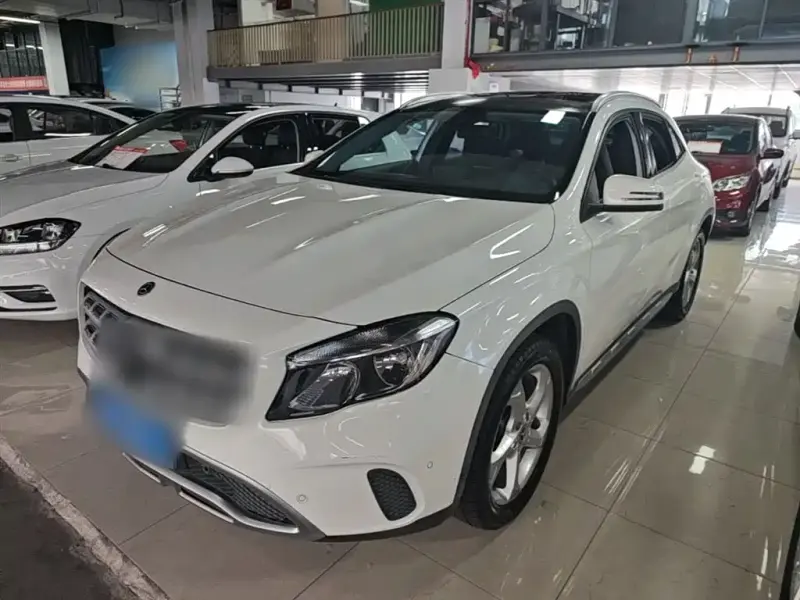 Mercedes-Benz GLA, 2017