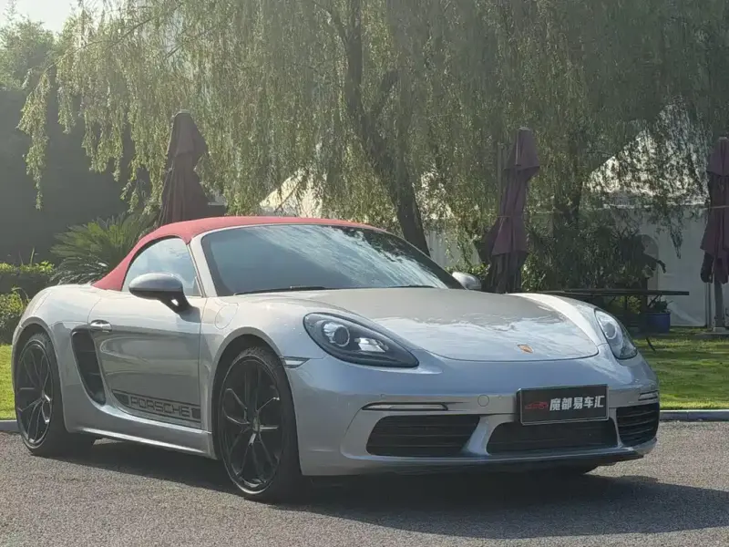 Porsche 718, 2024