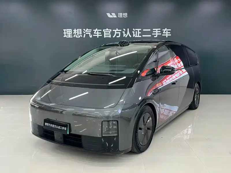 Li Auto Li MEGA, 2024