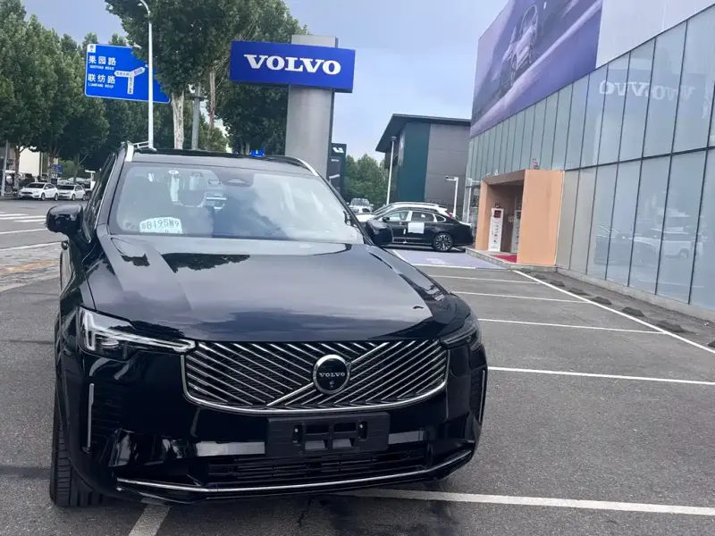 Volvo XC90 PHEV, 2025