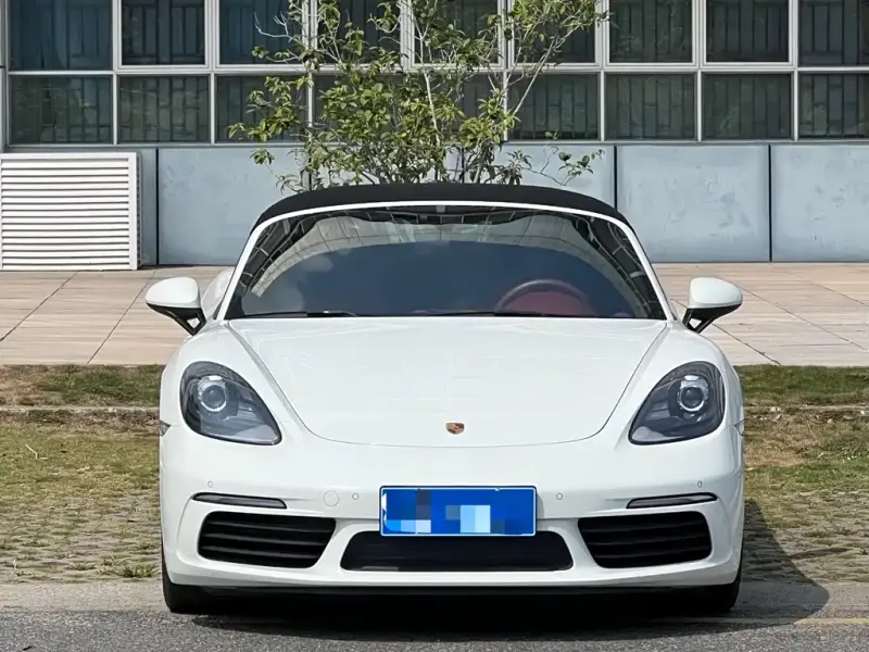 Porsche 718, 2024