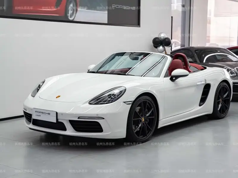 Porsche 718, 2025