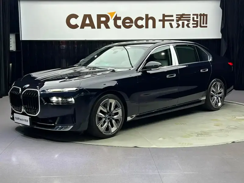 BMW 7 Series, 2023