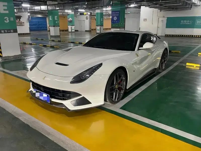 Ferrari F12berlinetta Ferrari F12 Berlinetta 2013 6.3L Standard Type, 2019 — фото 1