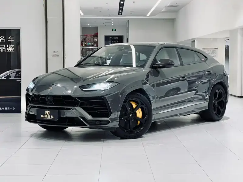 Lamborghini Urus, 2021