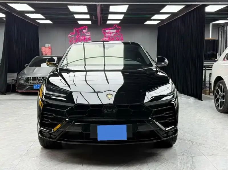 Lamborghini Urus, 2022