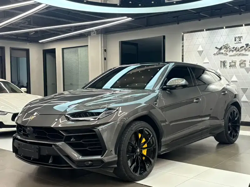 Lamborghini Urus, 2023