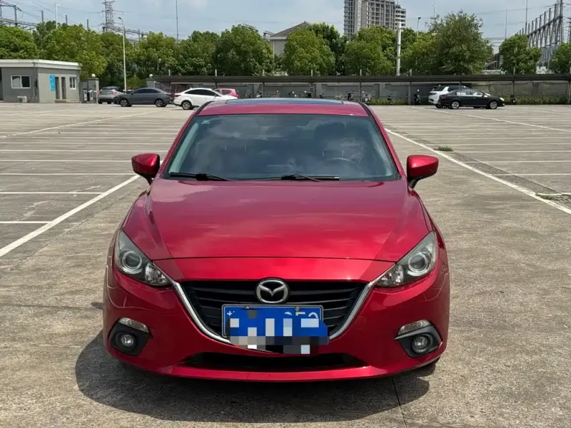 Mazda 3 Axela, 2016
