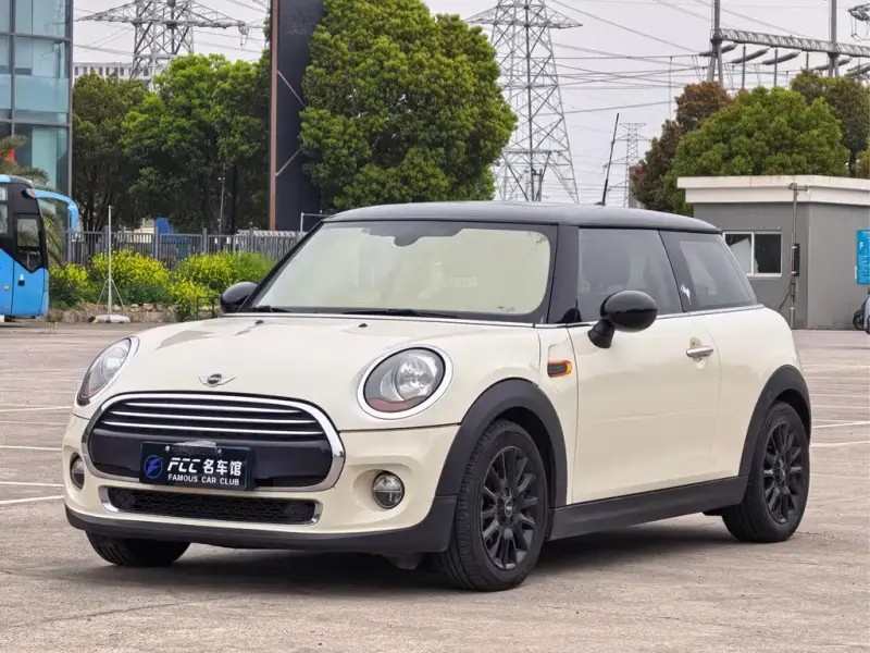 MINI Mini, 2015