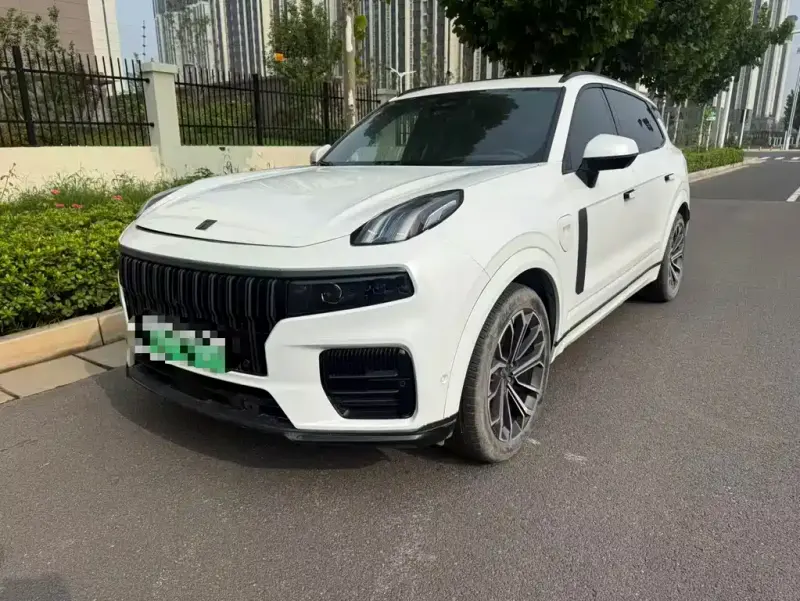 Lynk & Co 09 EM-P, 2022