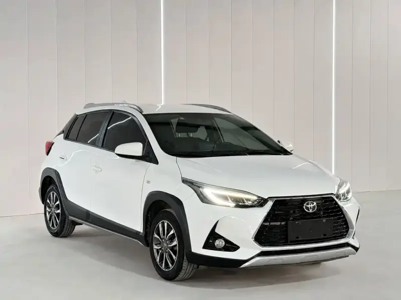 Toyota Yaris L, 2022