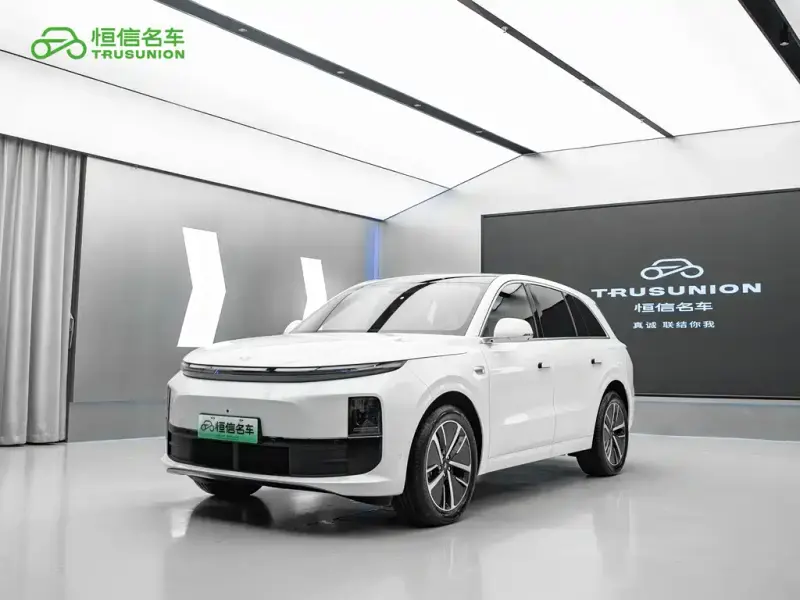 Li Auto Li L6, 2025