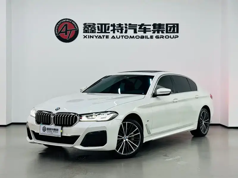 BMW 5 Series, 2022