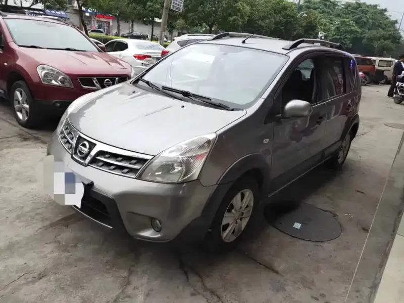 Nissan Livina, 2014