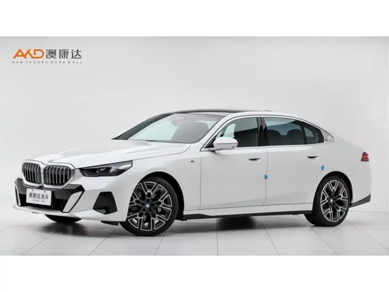 BMW 5 Series, 2024