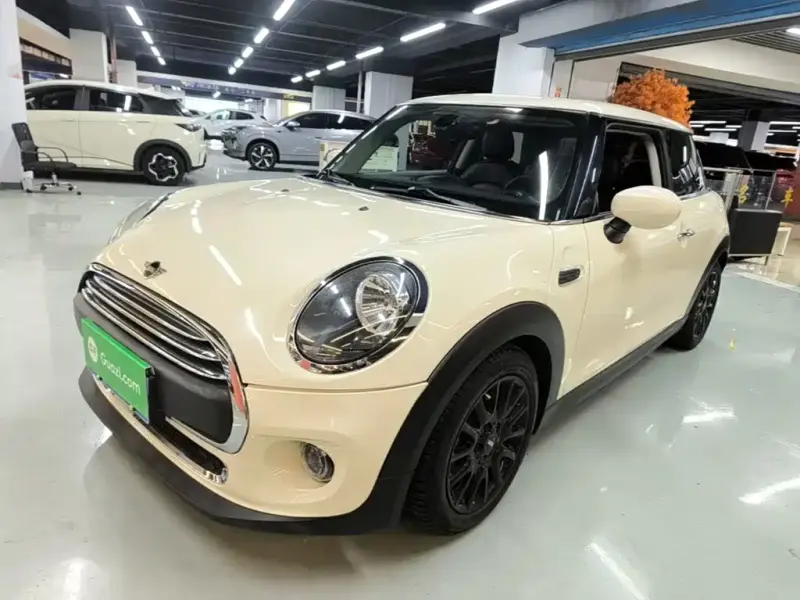 MINI Mini, 2020