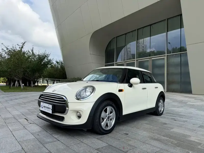 MINI Mini, 2017