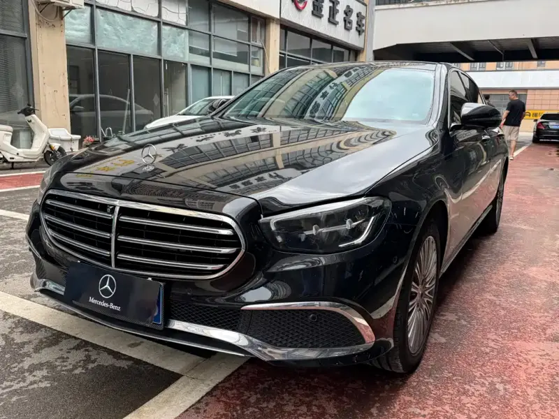 Mercedes-Benz E-Class, 2022