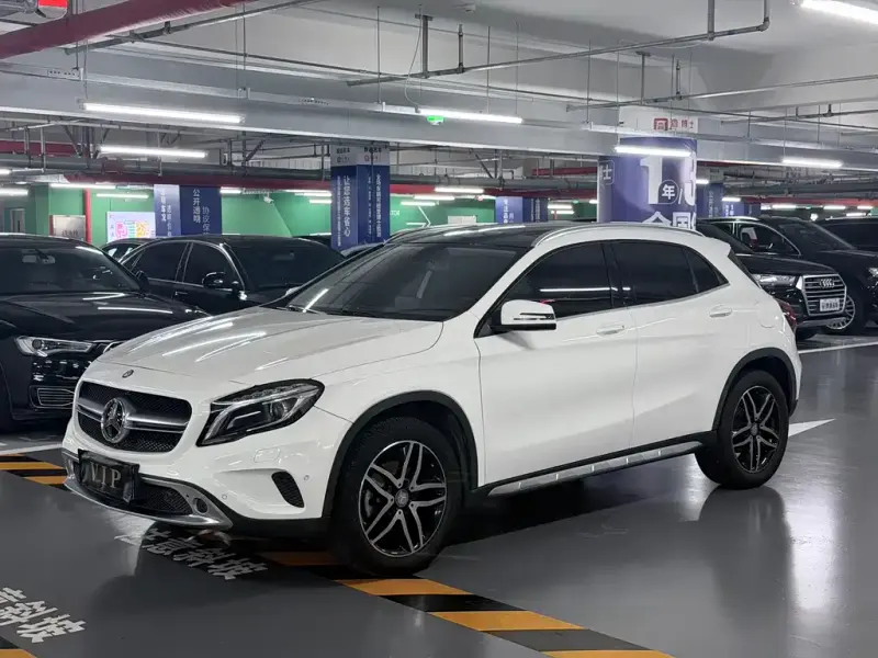 Mercedes-Benz GLA, 2016