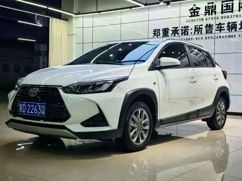 Toyota Yaris L, 2023