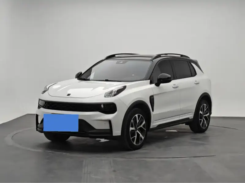 Lynk & Co 01 EM-P, 2022