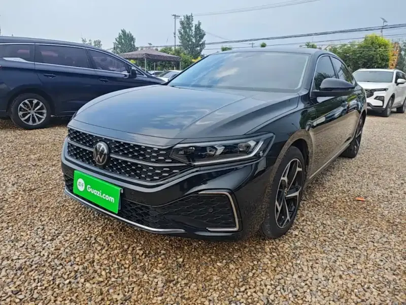 Volkswagen Passat, 2023