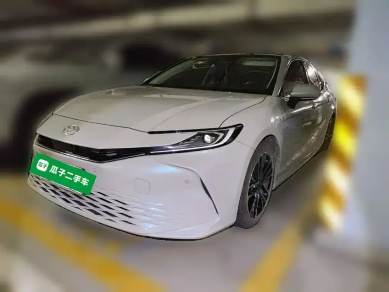 Toyota Camry Toyota Camry 2024 Hybrid 2.0HG Premium Edition, 2024 — фото 1