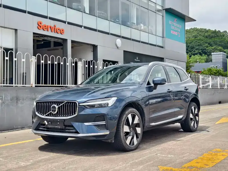Volvo XC60 PHEV, 2024