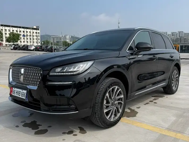 Lincoln Corsair, 2023