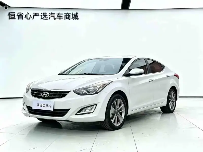 Hyundai Elantra Langdong, 2015