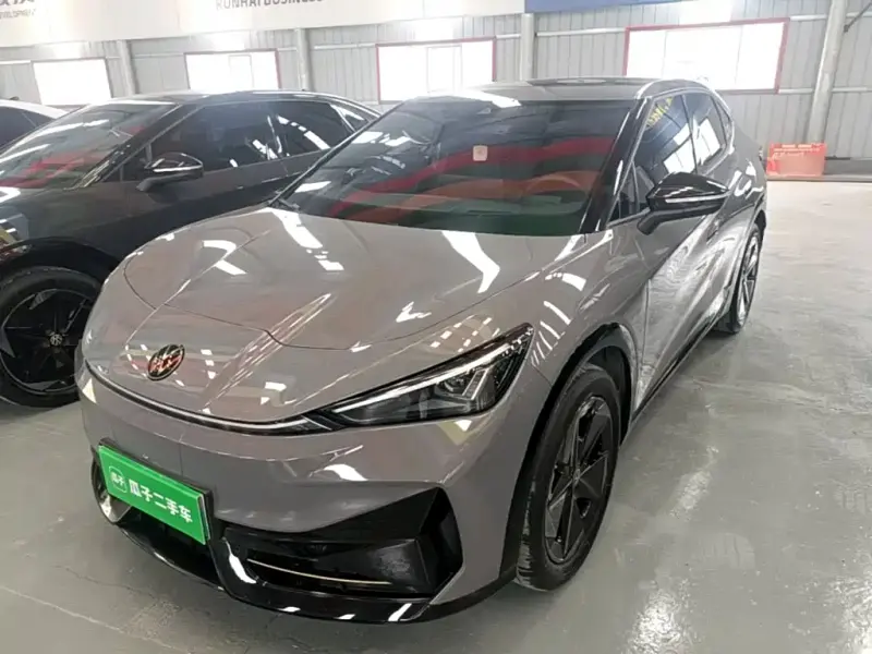 Volkswagen 06 06 2024 версия рестайлинг Ultra увеличенный запас хода версия, 2025 — фото 1