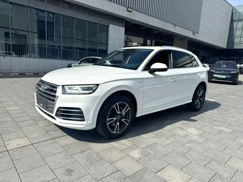 Audi Q5L, 2019
