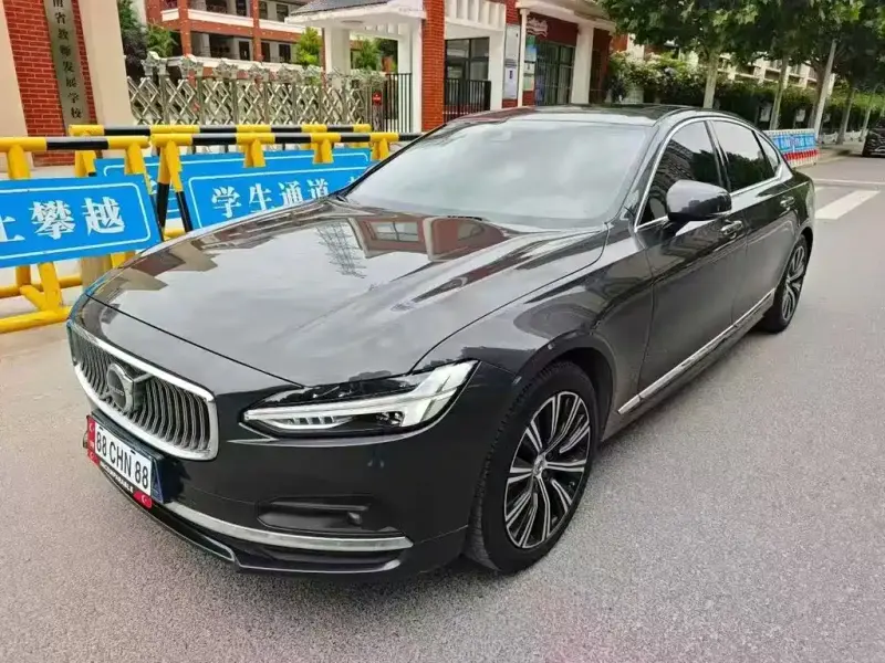 Volvo S90, 2021