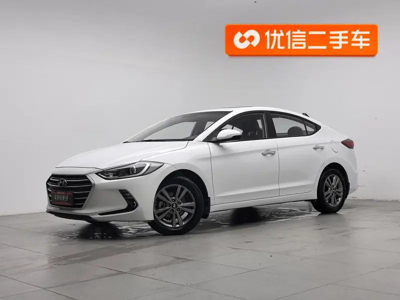 Hyundai Elantra Lingdong 1.6L Manual Stylish · Version, 2016 — фото 1