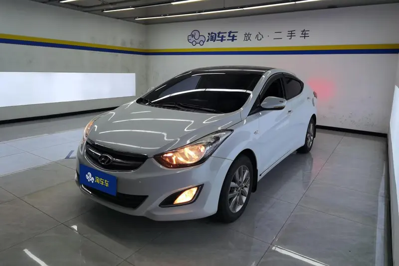 Hyundai Elantra Langdong, 2015