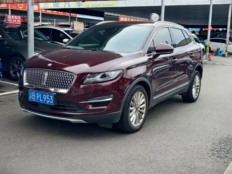 Lincoln MKC, 2019