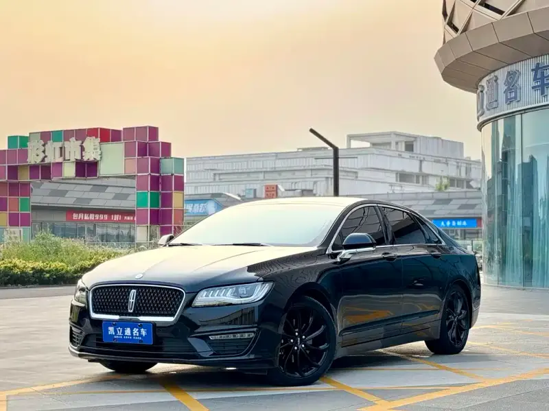 Lincoln MKZ, 2021