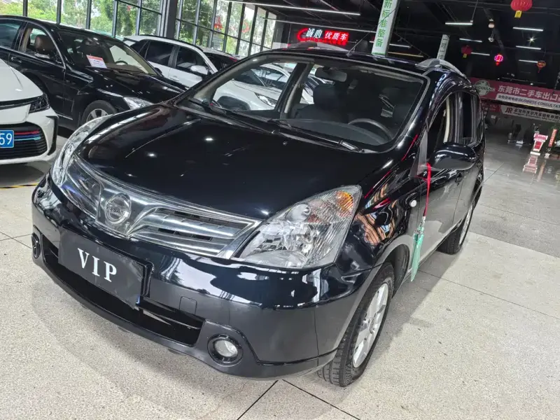 Nissan Livina, 2012