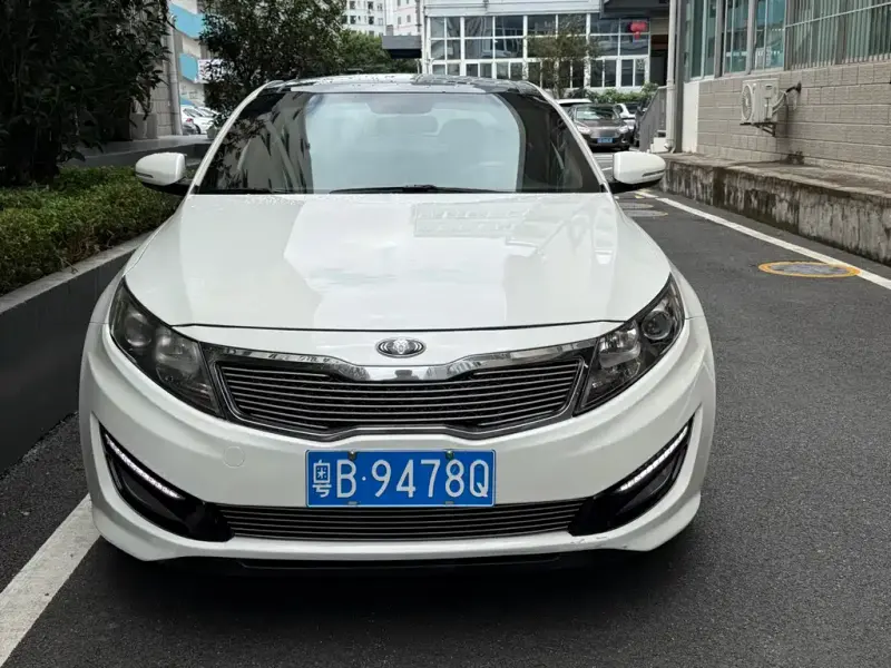 Kia K5, 2012