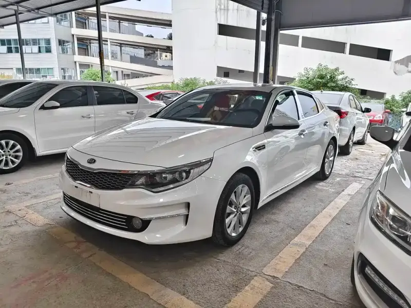 Kia K5, 2017