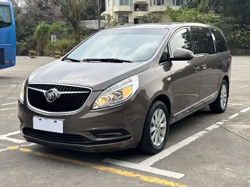 Buick GL8, 2018