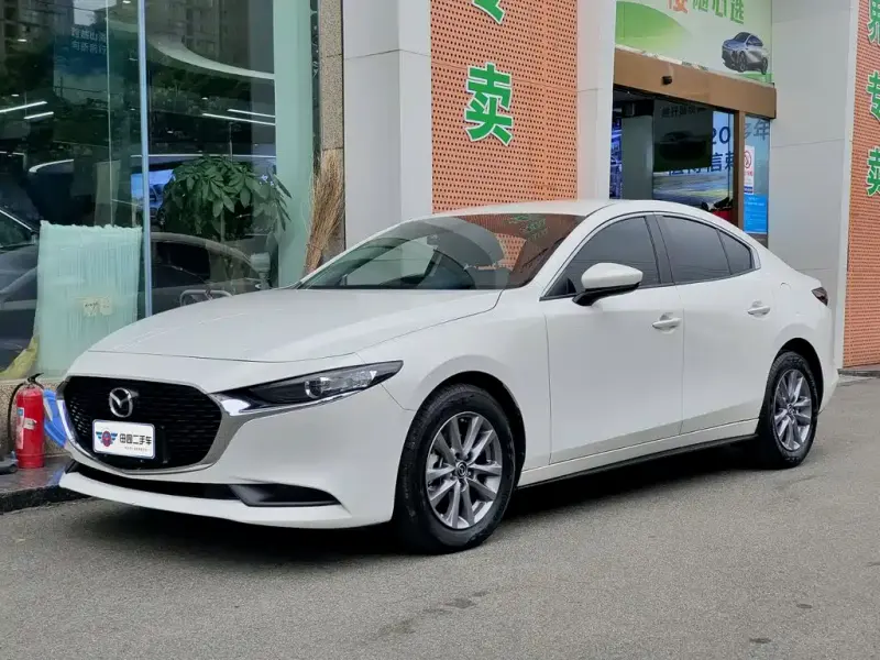 Mazda 3 Axela, 2021