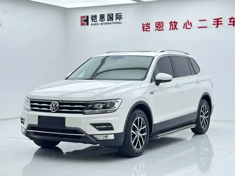 Volkswagen Tiguan L, 2018