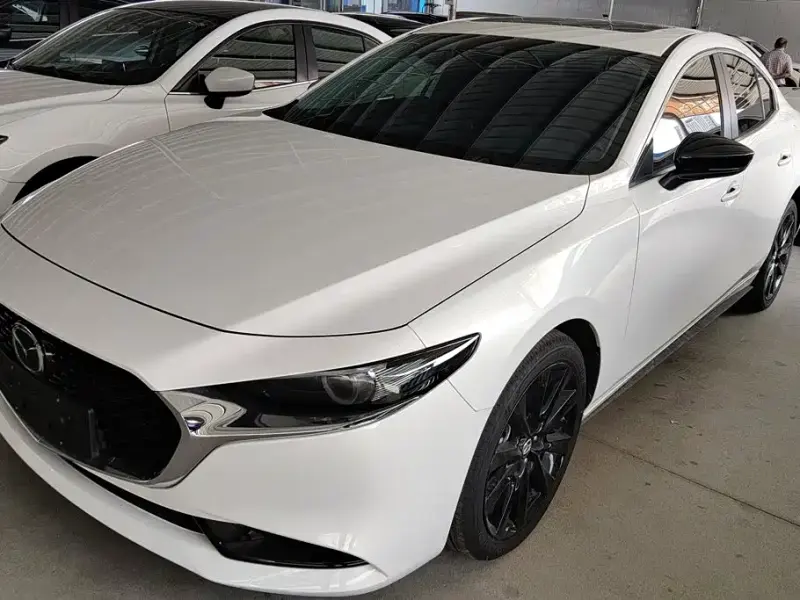 Mazda 3 Axela, 2025