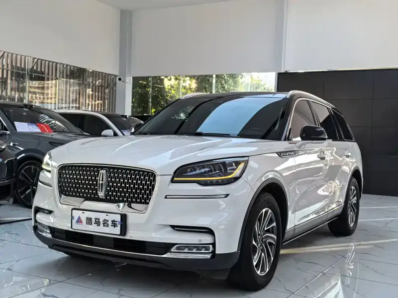 Lincoln Aviator, 2023