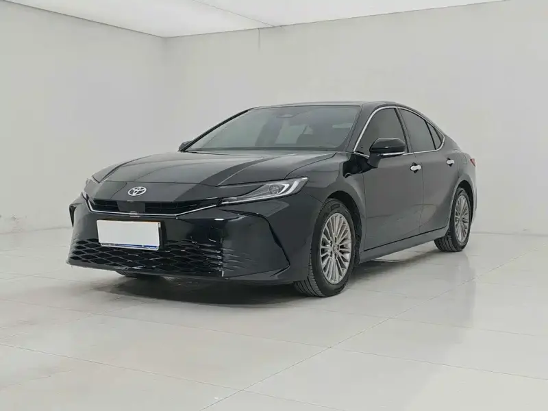 Toyota Camry, 2025